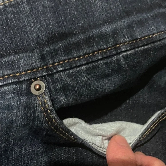 Levi’s High Rise Dark Blue Jeans - Picture 9 of 12